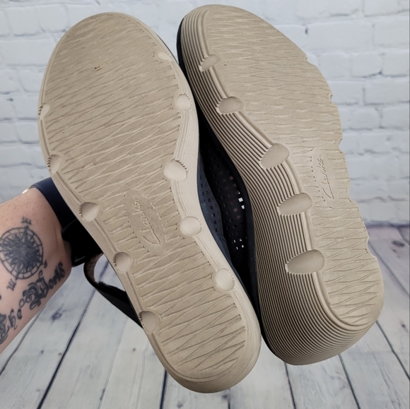 CLARKS | Reedly Salene perforated leather peep toe maryjane wedge heel sandals - Picture 8 of 11